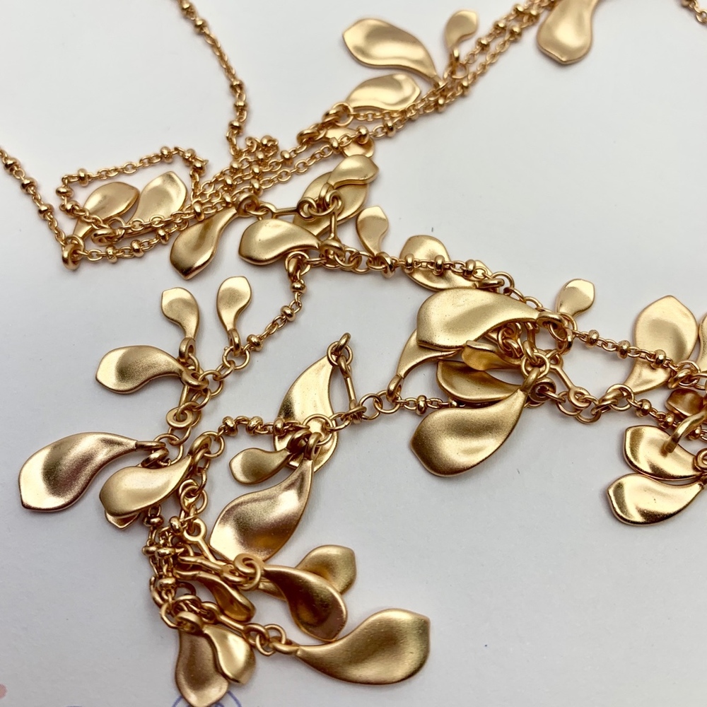 KENDRA SCOTT BELLA LONG NECKLACE IN ROSE GOLD - Picture 6 of 7